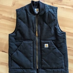 Men’s Carhartt Canvas Quilted Lined V01 Vest Size Medium. Excellent condition.